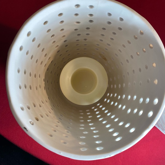 Deco Ceramic Circles Pillar Flameless Candle with Cut Out Design - Picture 7 of 12